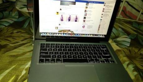 Core i5 Macbook pro 13inch photo