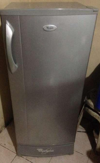 Whirlpool single Door Refrigerator photo